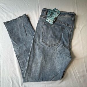 Jackson & Driggs Medium Wash Slim Cut Jeans 38x30